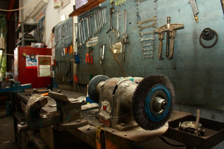 compressed air drives gears