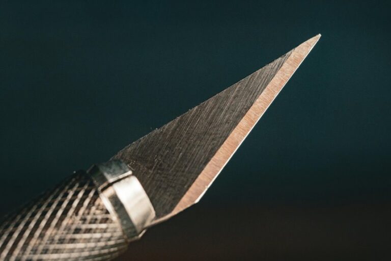 misaligned blade and fence